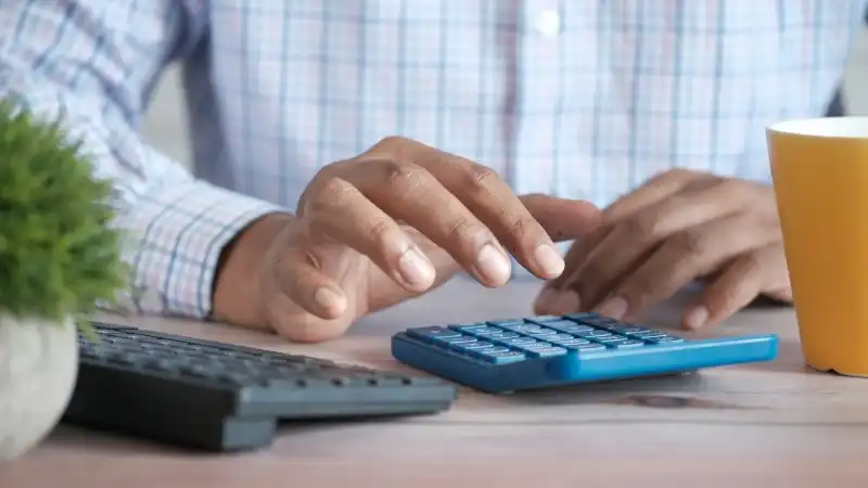 Turning a Side Hustle Into a Business